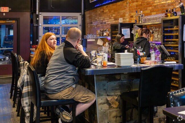 Meet your friends for a drink at one of the many bars on Main Street in Davison.