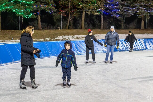 The Roseville's New Years Eve on Ice is a family friendly event.