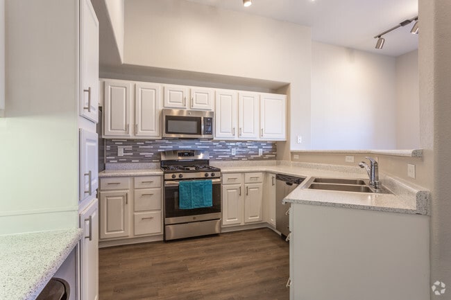 The Resort at University Park, Colorado Springs, CO 80918 - photo 3