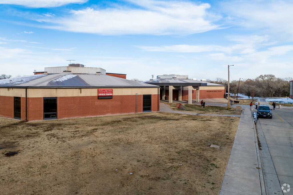 After Elementary, students may attend Wellington Middle School.