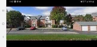 1371 Cunat Ct, Lake in the Hills, IL 60156
