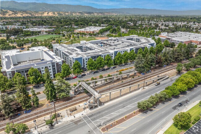 The Blossom Hill Caltrain station offers transportation to other parts of the south bay area.