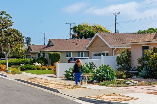 Residents can enjoy walking down quiet streets with their pups in Harbor Gateway.