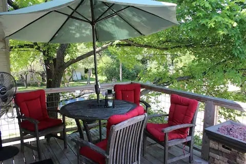 1822 W 35th St unit Bradz Upstairs, Austin, TX 78703 - photo 3