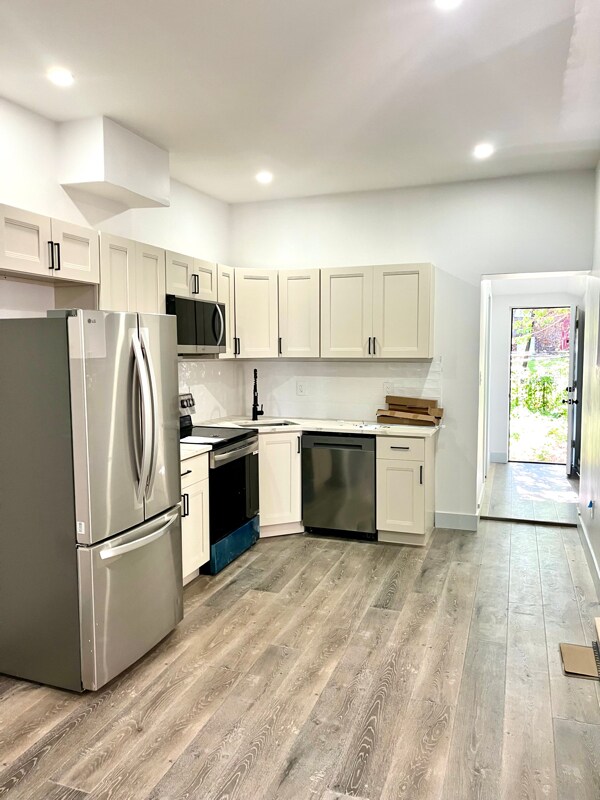 1234 N 55th St Unit First Floor, Philadelphia, PA 19131