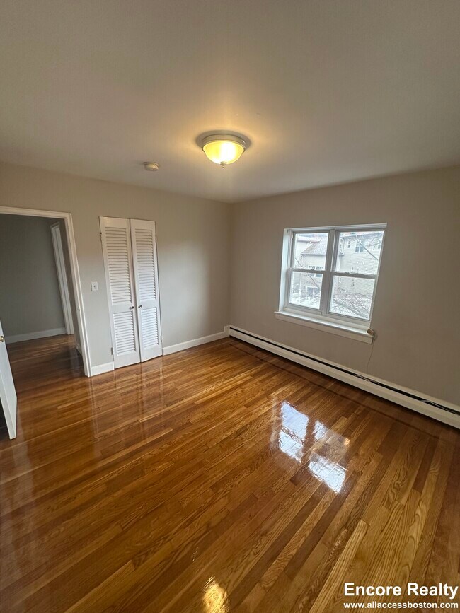 63 Selkirk Rd unit 13, Brighton, MA 02135 - photo 5