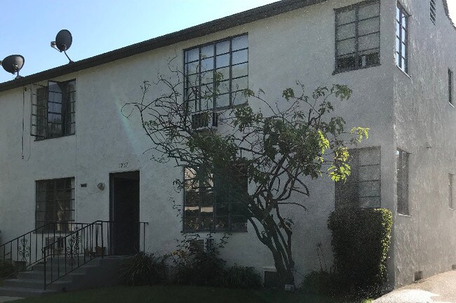 1237 N Detroit St unit 1239-3, Los Angeles, CA 90046 - photo 2