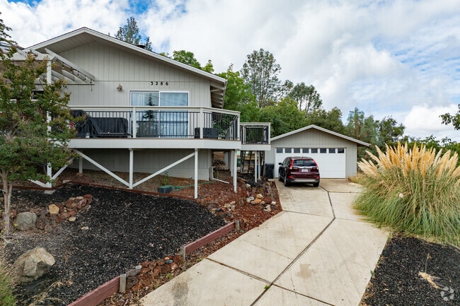Soda Bay homes include elevated decks with great views of Clear Lake.