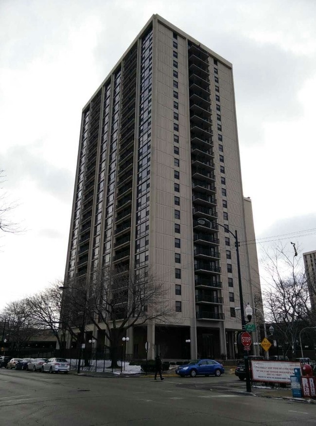 2605 S Indiana Ave Unit 1005, Chicago, IL 60616