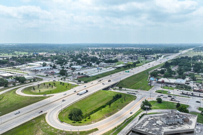 Commuters have an easy time in Rosewood with Highway 169, I-44 and !-244 nearby.