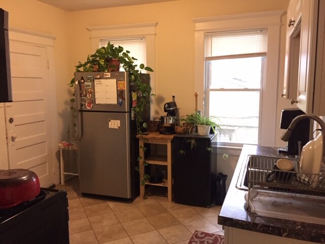 26-28-28 King St unit 2FF, Bridgeport, CT 06605 - photo 6