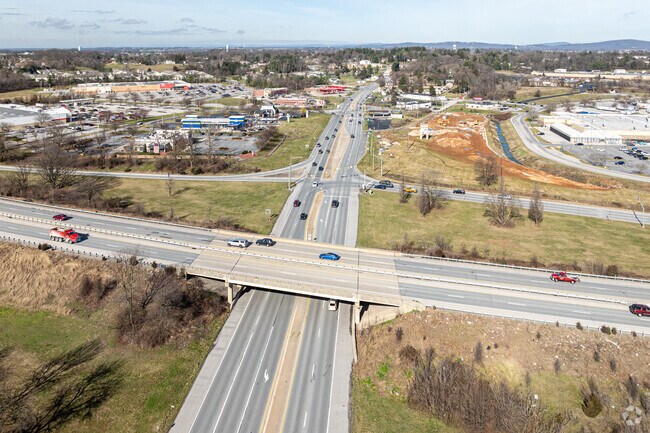 Carlisle Rd connects with Rt 30 to connect West York with the rest of Pennsylvania.