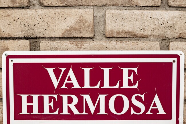 Valle Hermosa is a Hemet 55-plus community whose proud residents keep their homes well-maintained.