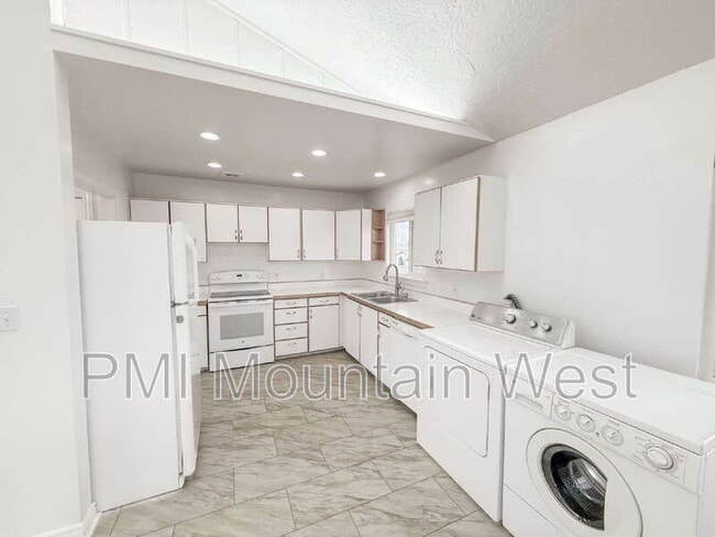 373 E 150 N, Orem, UT 84057 - photo 6