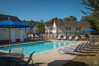 1252 Cloud Springs Ln, Fort Oglethorpe, GA 30742