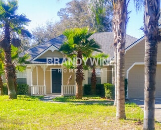 5222 Aragon Ave, De Leon Springs, FL 32130