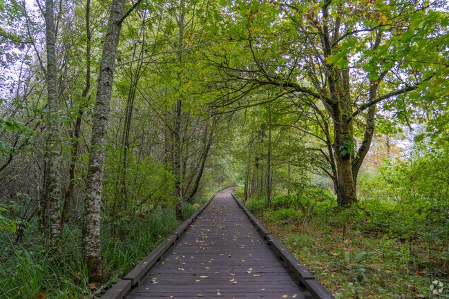 Indian Summer residents can find amazing nature spots in and around the neighborhood.