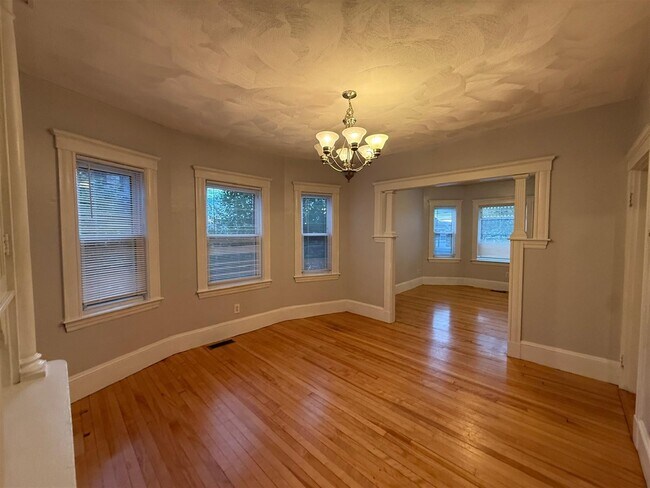 110 W Quincy St unit 1, Somerville, MA 02144 - photo 7