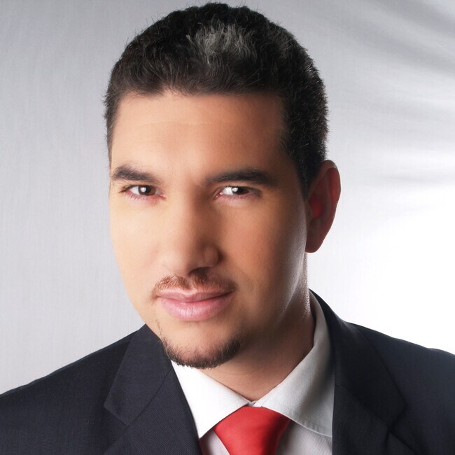 Agent Photo