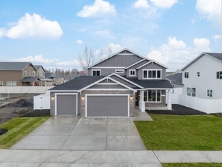 4411 W Thrush St, Moses Lake, WA 98837