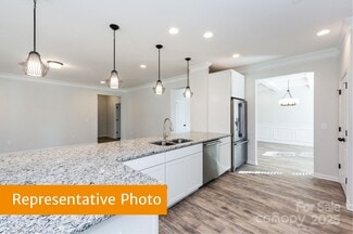 12155 Muscadine Ct, Midland, NC 28107