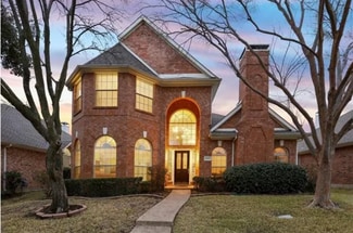 8925 Lakewood Dr, Irving, TX 75063