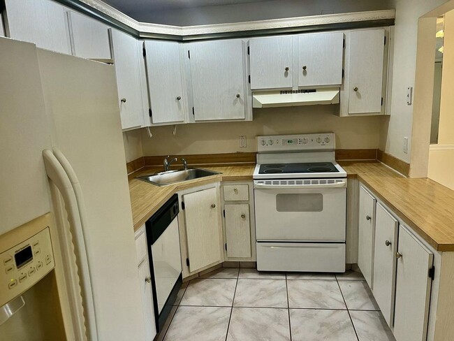 536 Shady Pine Way, Greenacres, FL 33415 - photo 2