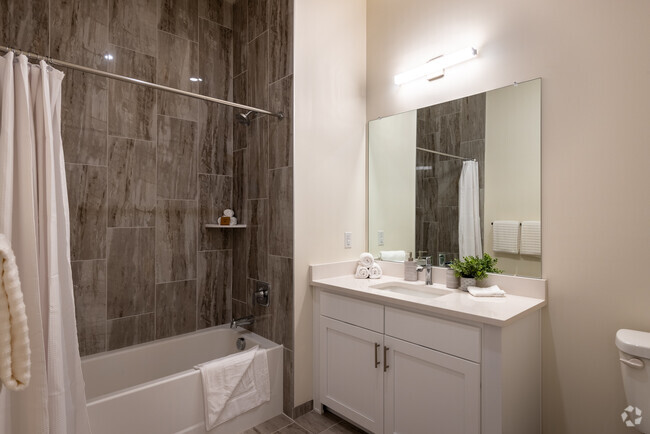 1BR, 1BA - 756SF