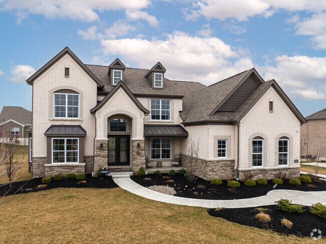 The Springboro area features luxury homes in certain areas of the community.