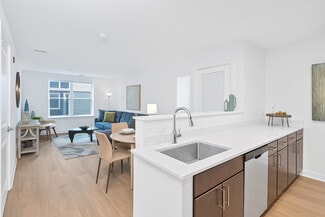 3910 Knowles Ave, Kensington, MD 20895