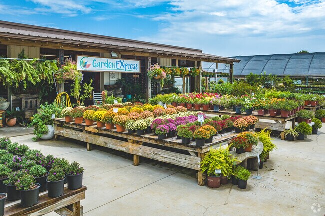 Sunnyvale is situated in Semmes, AL, the plant nursery capital of the US.
