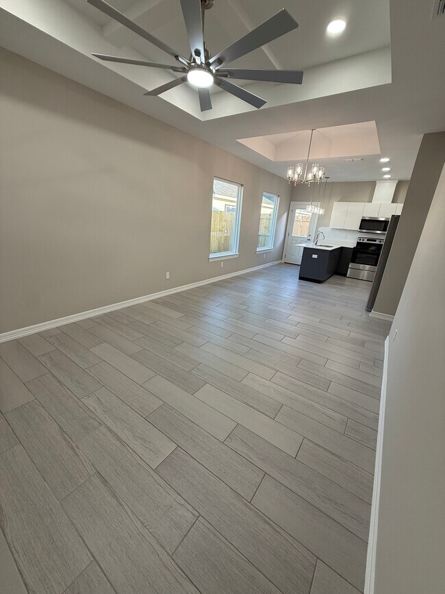 1412 S Xanthia St unit 4, Alton, TX 78573 - photo 5