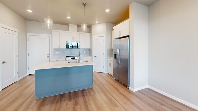 16327 NE 21st St, Vancouver, WA 98684 - photo 2