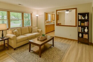 8996 Jackson Ave Unit A, Lexington, MN 55014