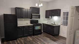 929 N Randolph Ave, Clarksville, IN 47129