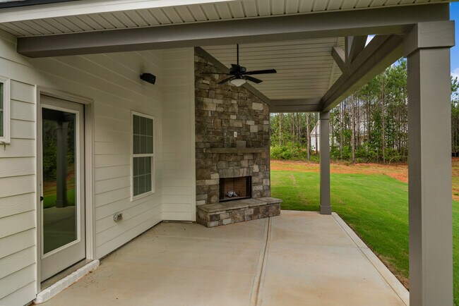 49 Sugar Maple Dr unit 36481841, Fort Mitchell, AL 36856 - photo 2