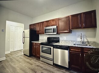 3631 W Dickens Ave, Chicago, IL 60647