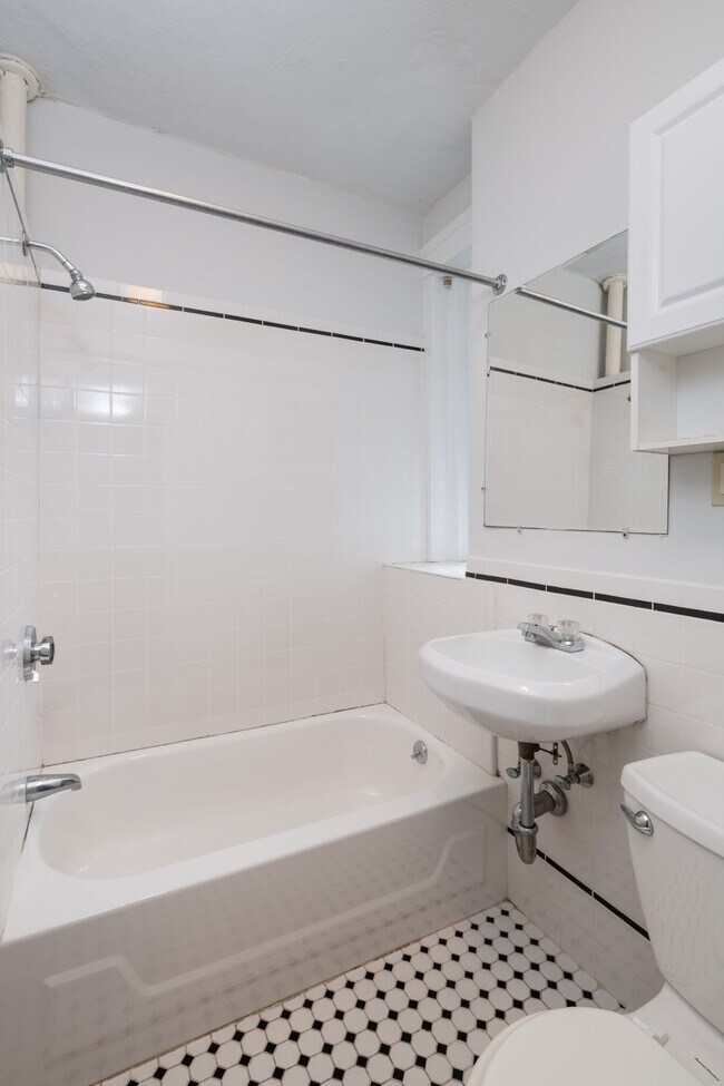 30 Worthington St unit 41, Roxbury Crossing, MA 02120 - photo 6
