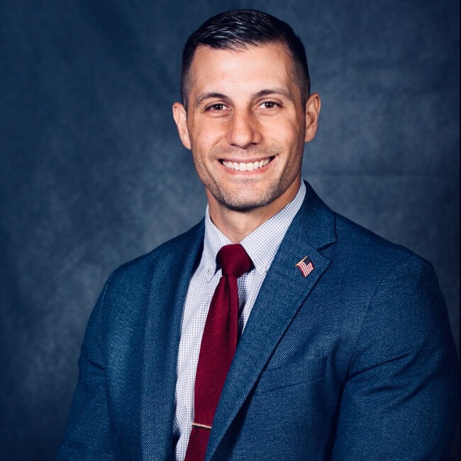 Agent Photo