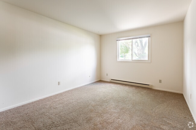 1BR,1BA,750SF - The Salem