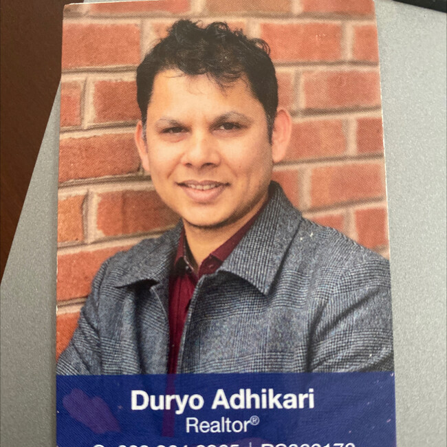 Agent Photo