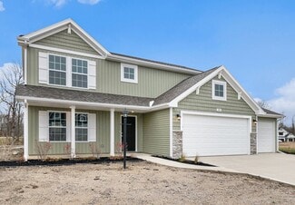 13726 Oasis Ave, Holland, MI 49424