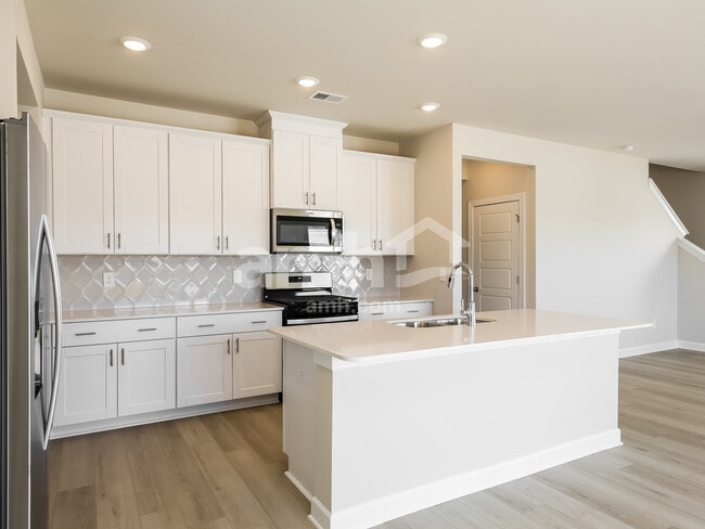 782 Treeline Rd, Moore, SC 29369 - photo 5