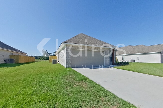 114 Rainfall Ln, Carencro, LA 70520 - photo 2