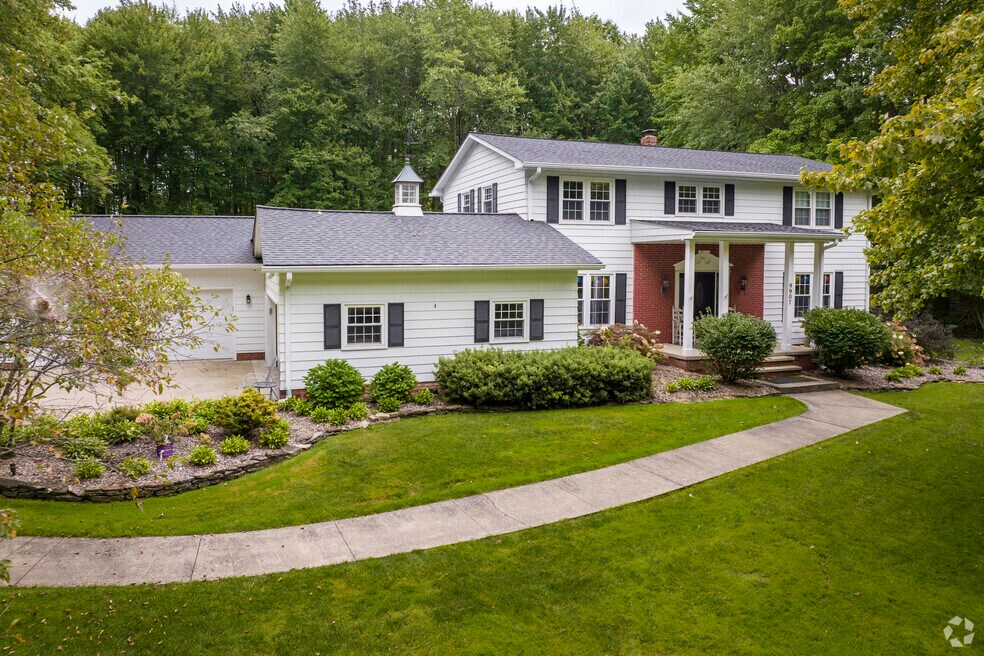 Neighborhood_Waite Hill_Final_021524