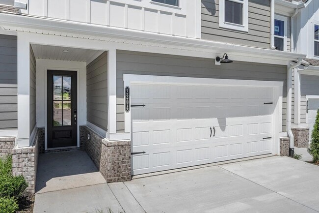 2204 Melk Ln, Columbia, TN 38401 - photo 3