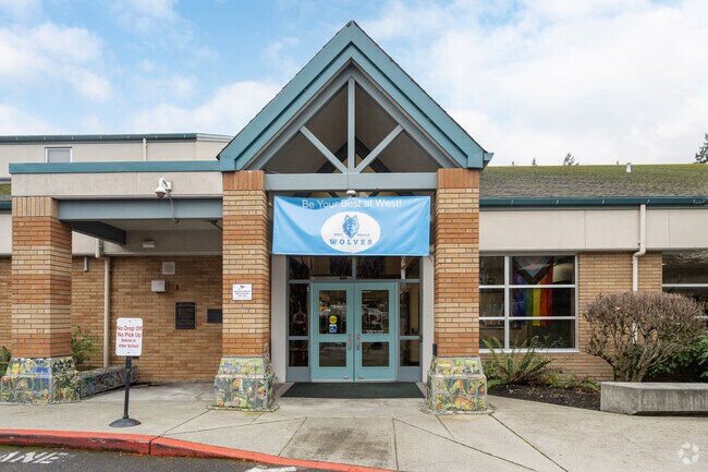 West Mercer Elementary School has an A-ratings from Niche.