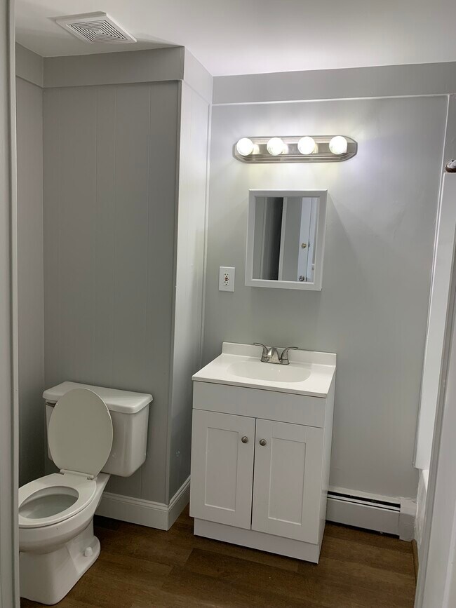 46 Jeffers St unit 2B, Woonsocket, RI 02895 - photo 5