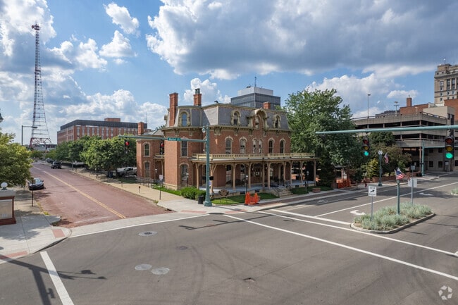 Vintage brick roads & stunning architecture, just minutes from SW Association of Neighbors.