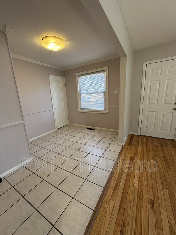 1343 San Jacinto Ct, Saint Louis, MO 63139 - photo 3